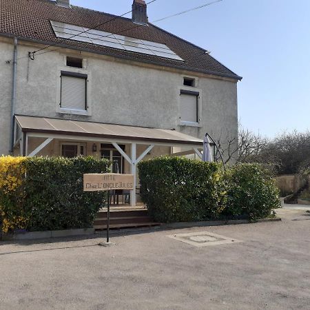 Gite Chez L'Oncle Jules Velesmes-Echevanne Exteriör bild